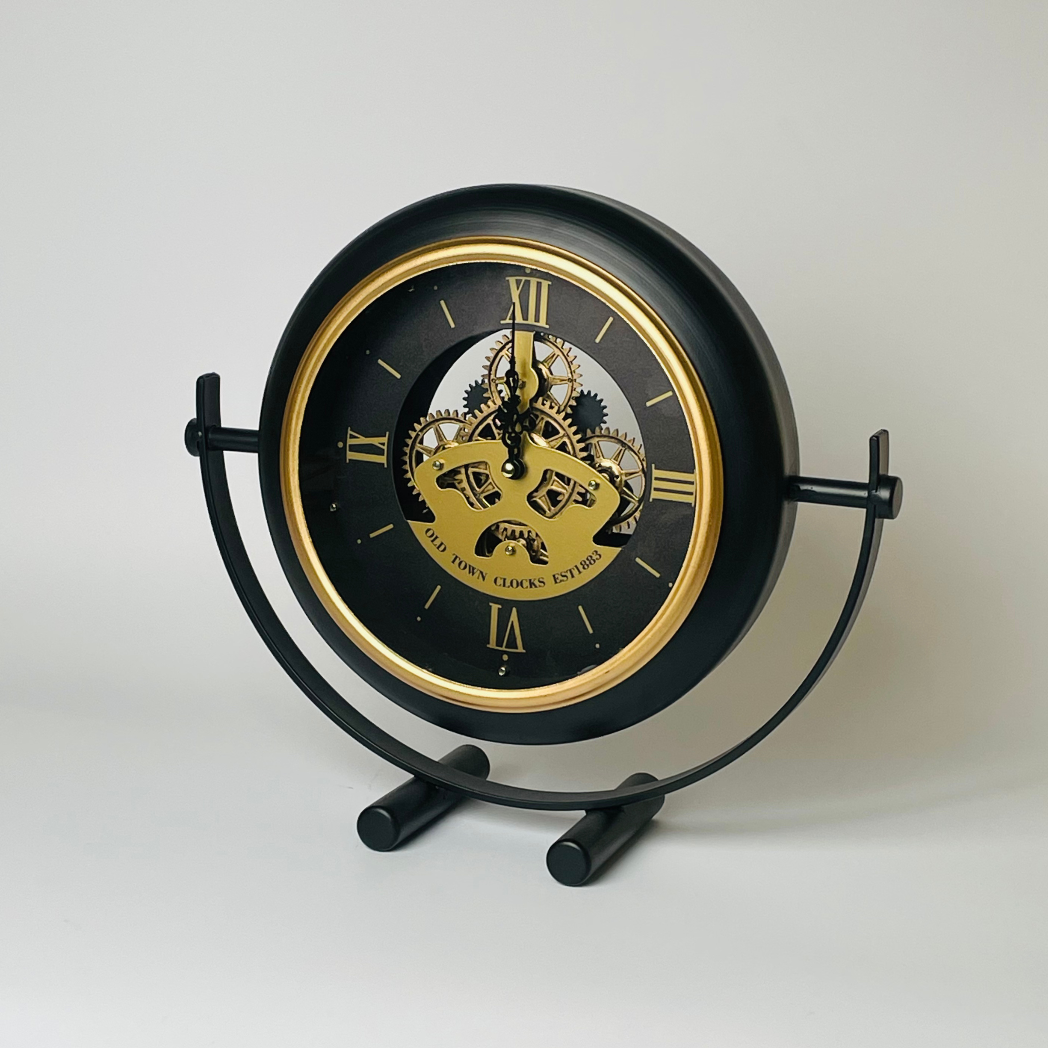 Royal Grace Old Town Table Clock