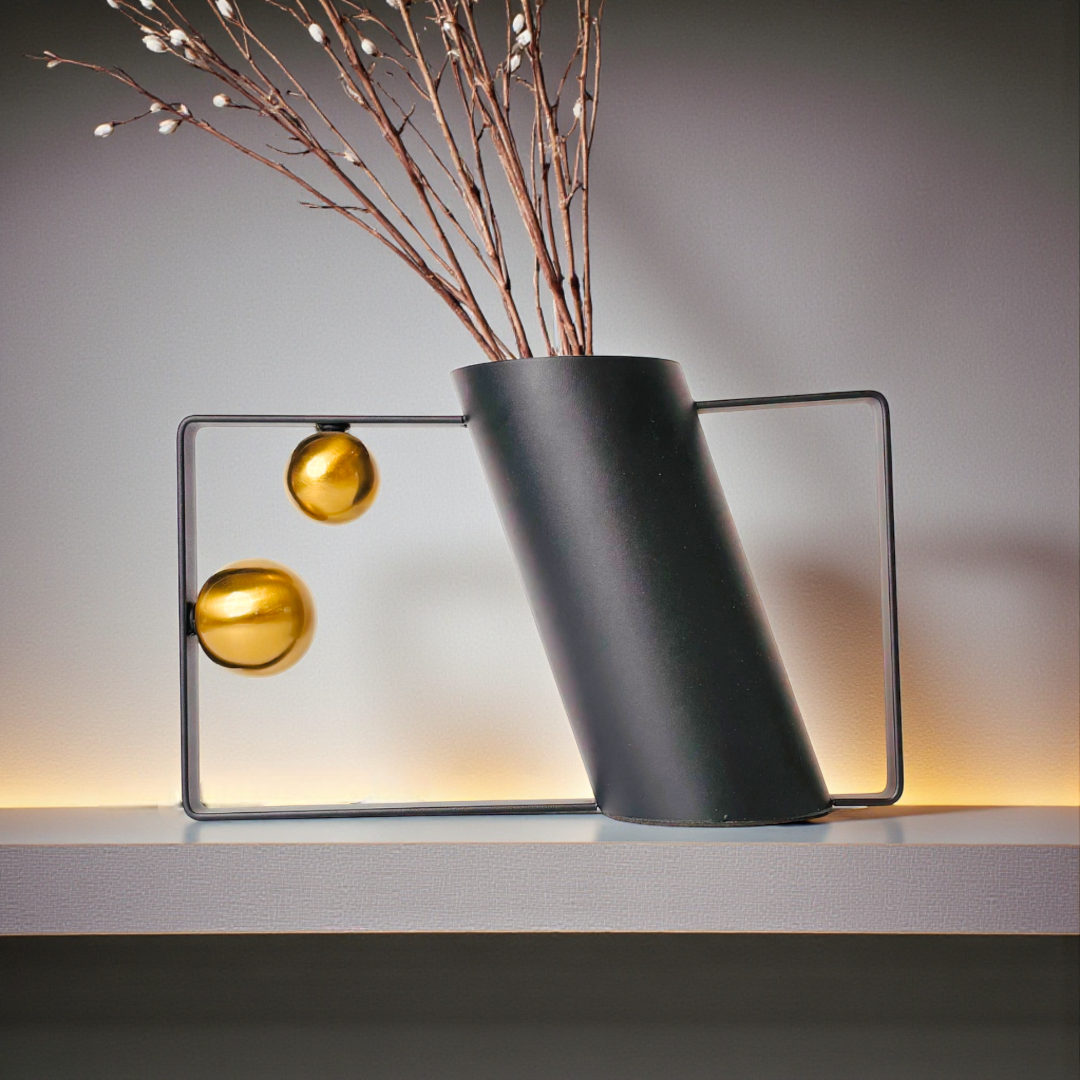 Refined Touch Table Vase