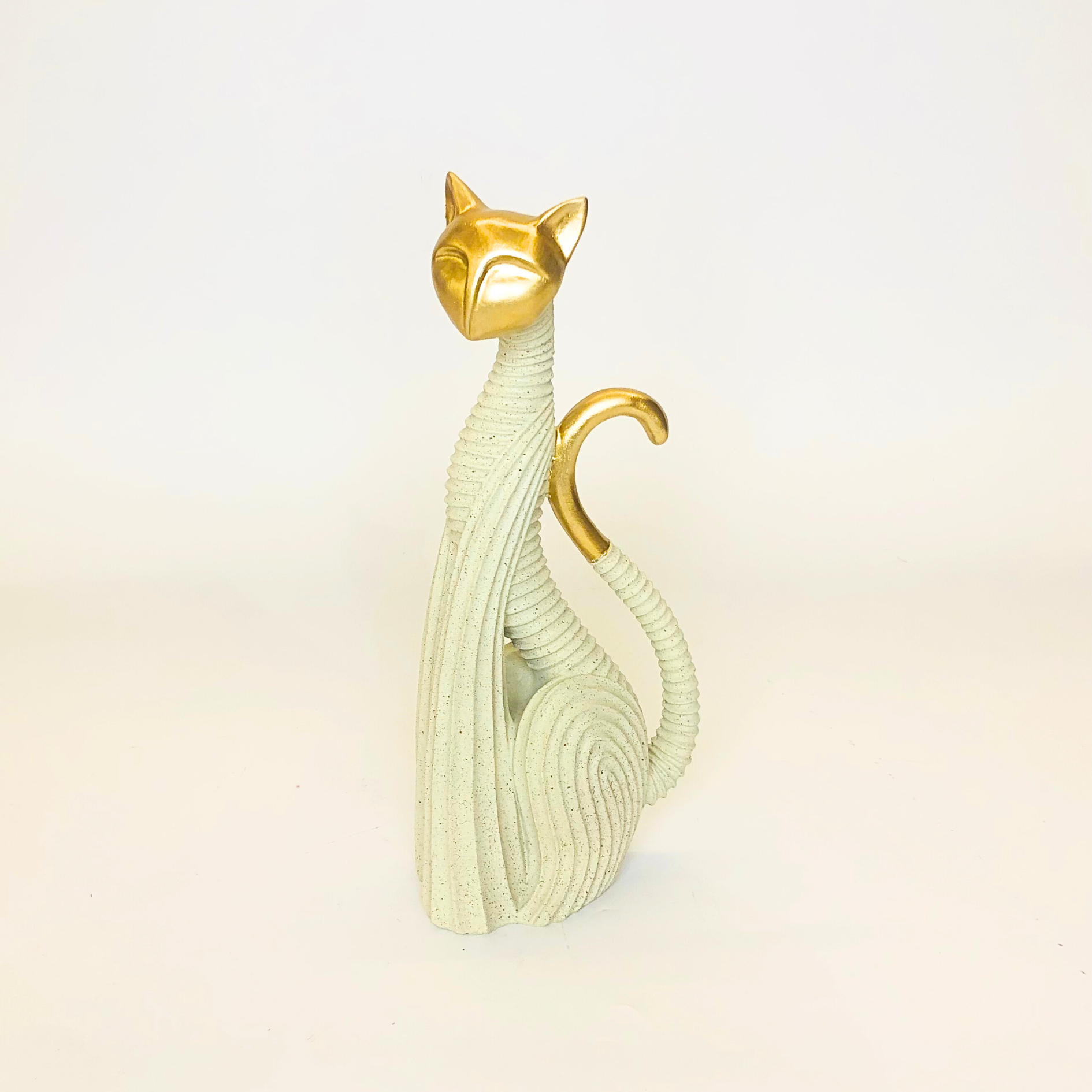 Cat Figurine Modern Decorative Sculpture