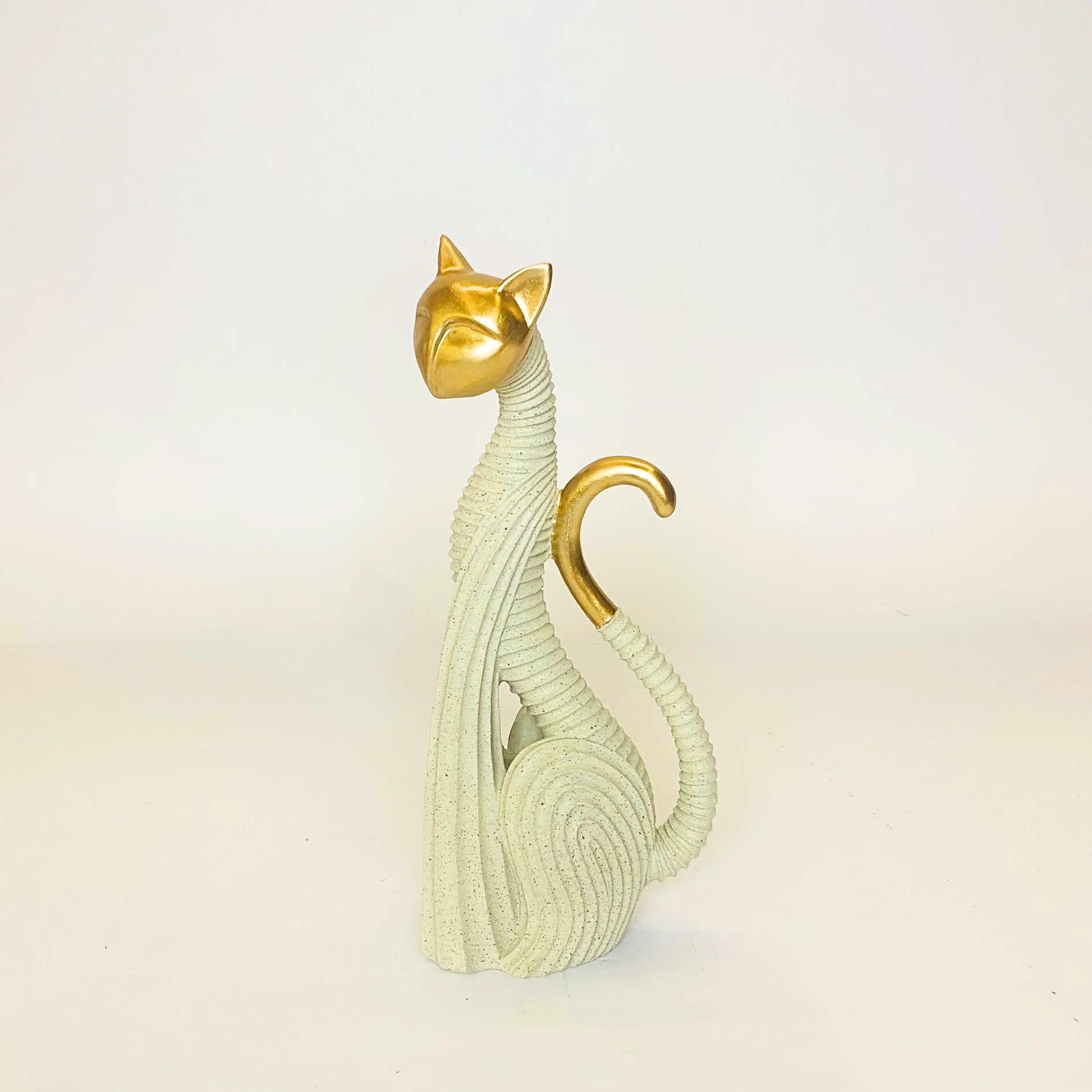 Cat Figurine Modern Decorative Sculpture