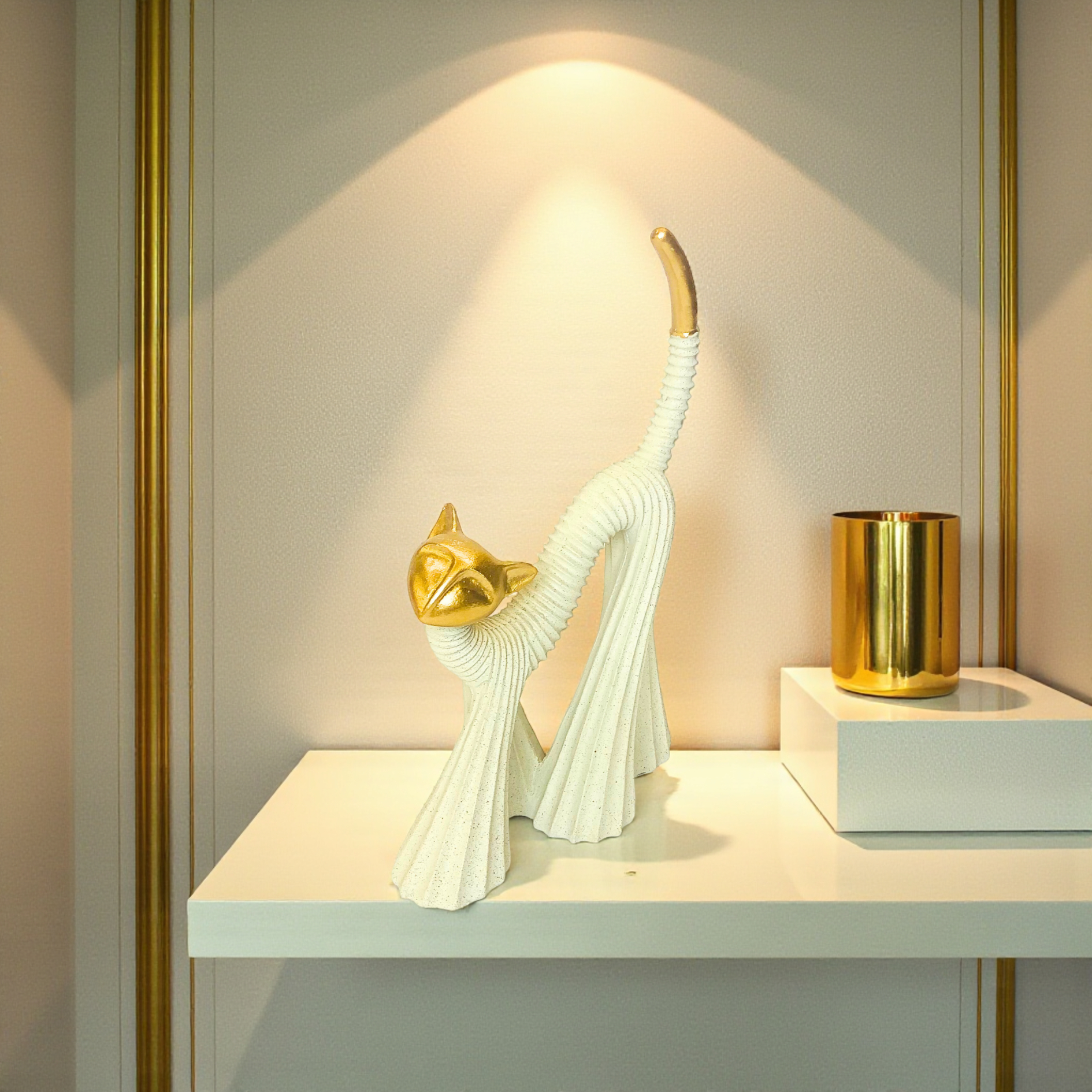 Cat Figurine Modern Decorative Sculpture