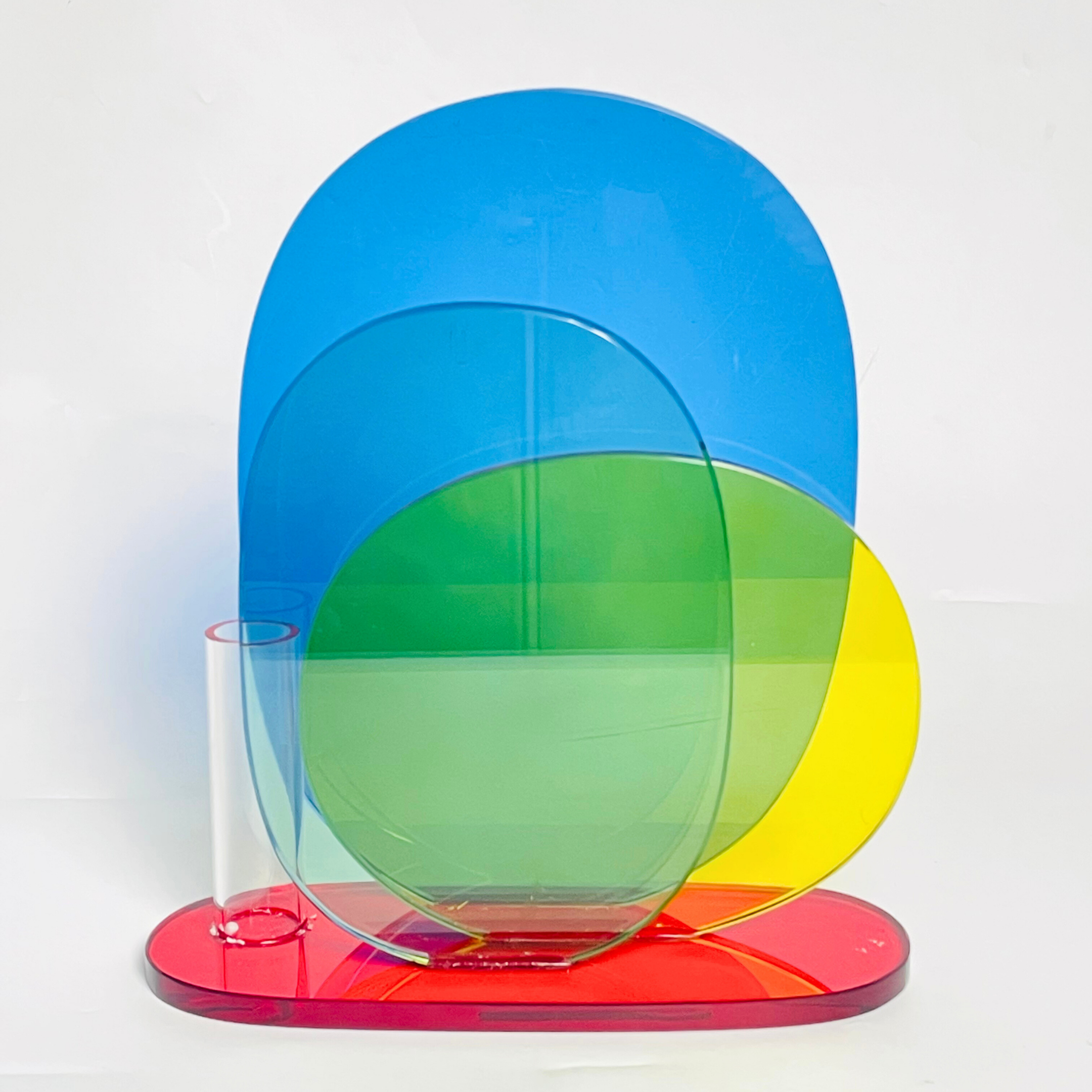 Opulent Touch Luxury Showpiece