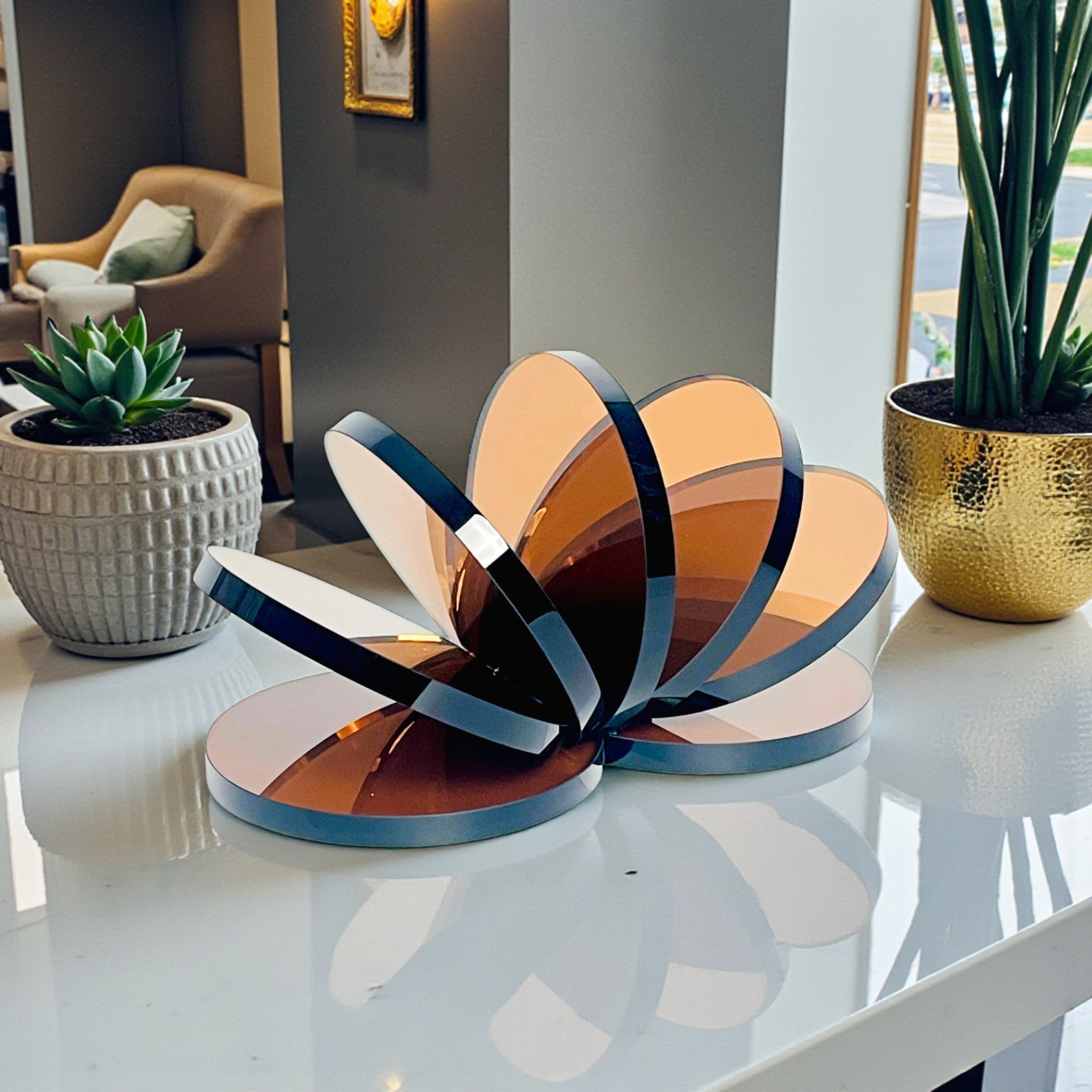 Opulent Crystal Glass Showpiece