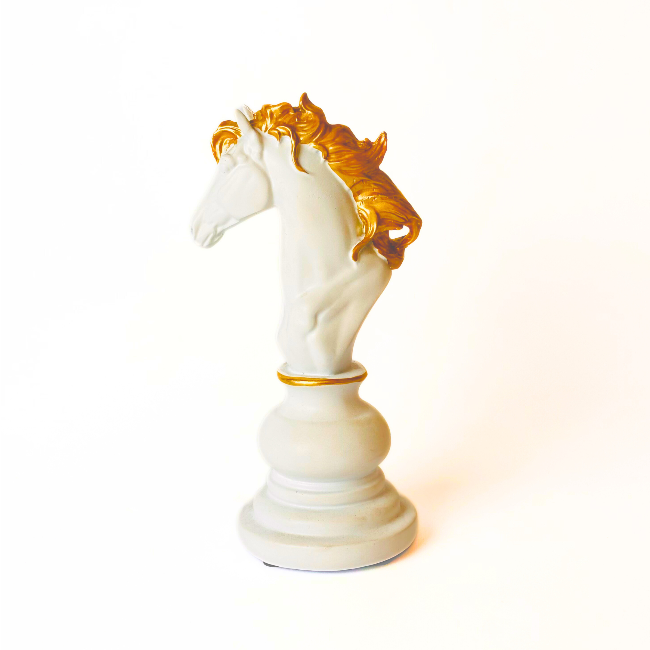 Modern Artistic Horse Showpiece