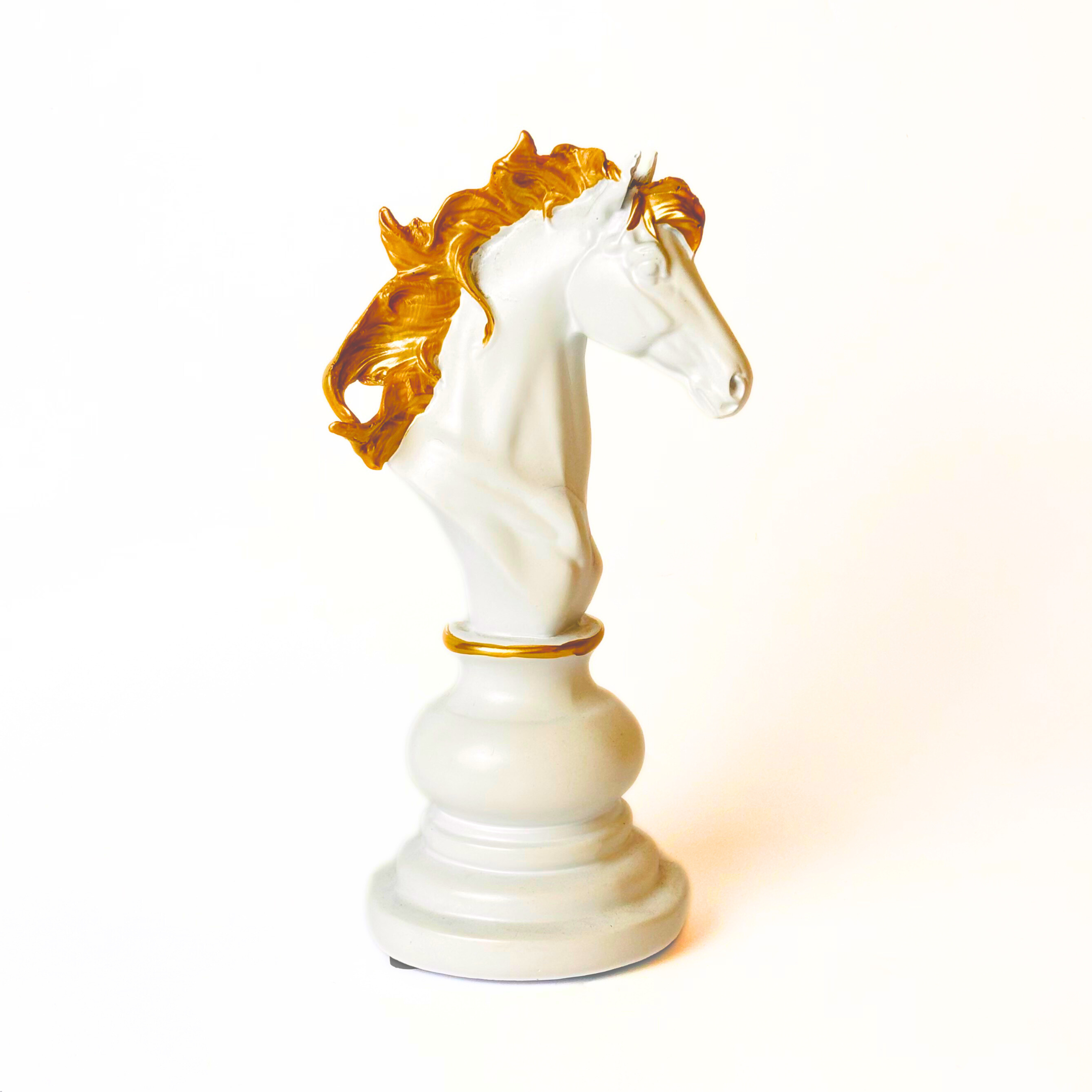 Modern Artistic Horse Showpiece