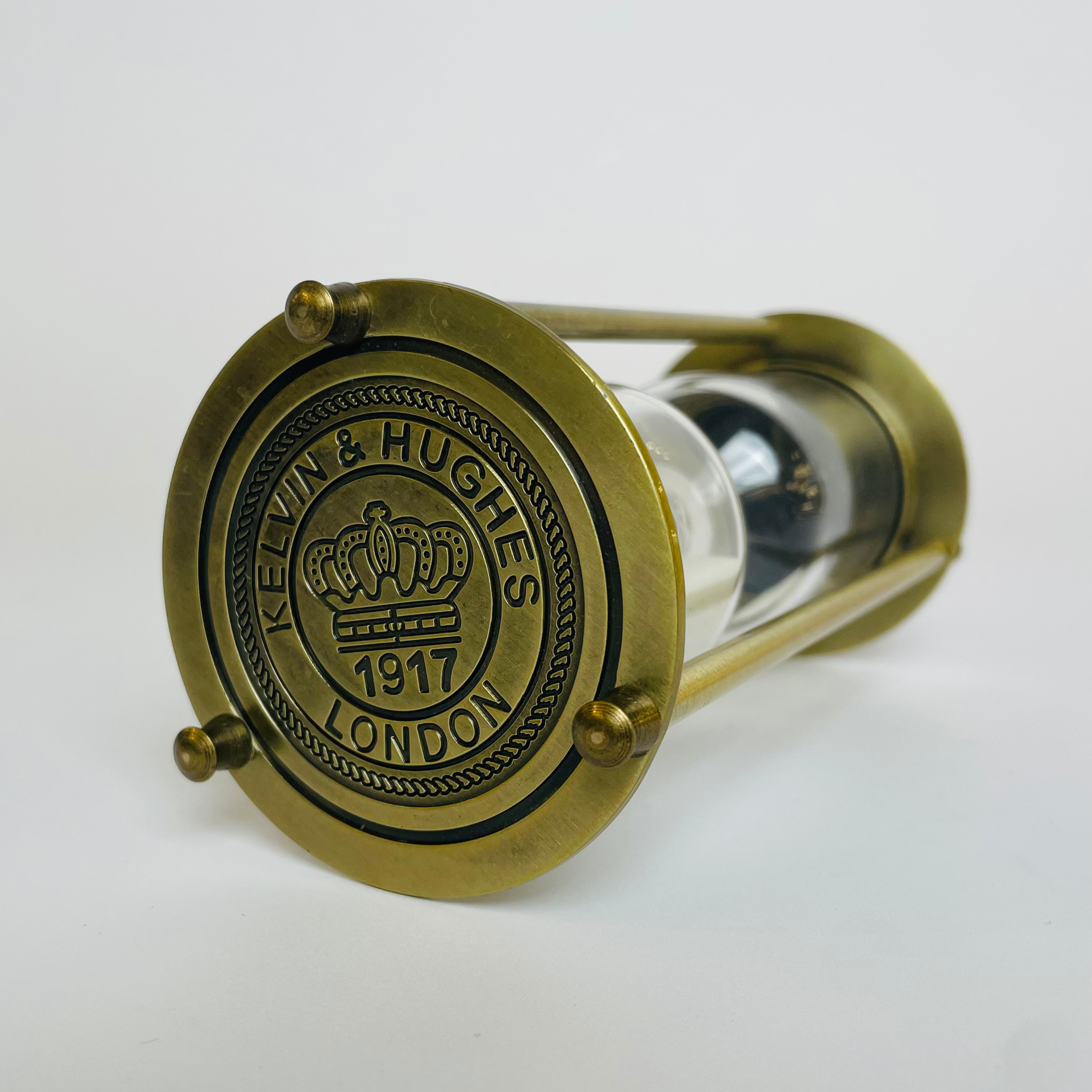 Elegant Golden Hourglass Timer – Glass & Metal Finish