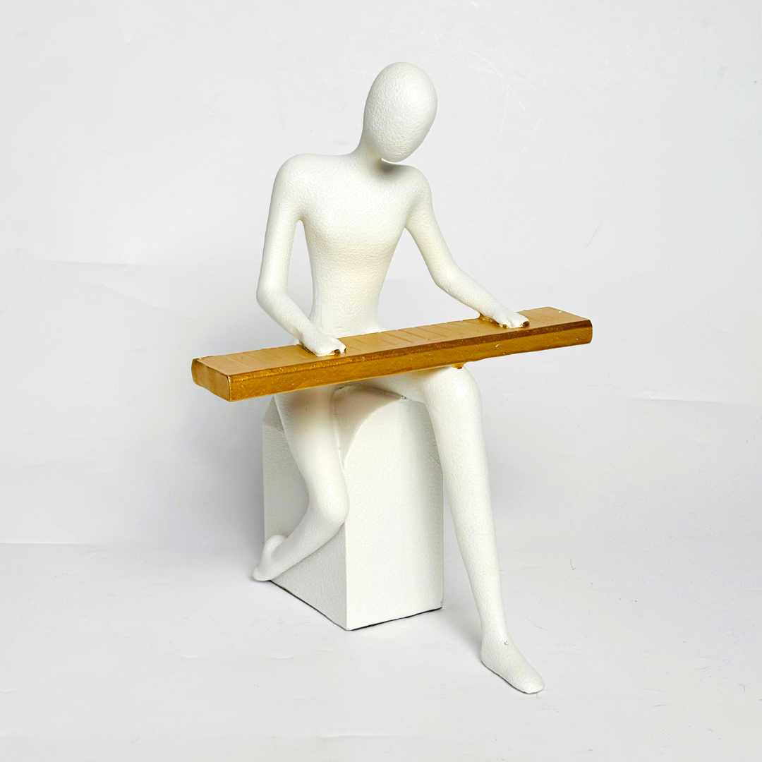 Abstract Lady Showpiece