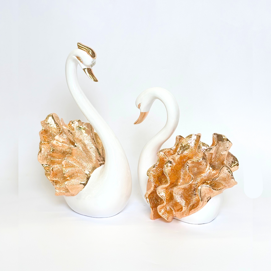 Decorative Swan Set