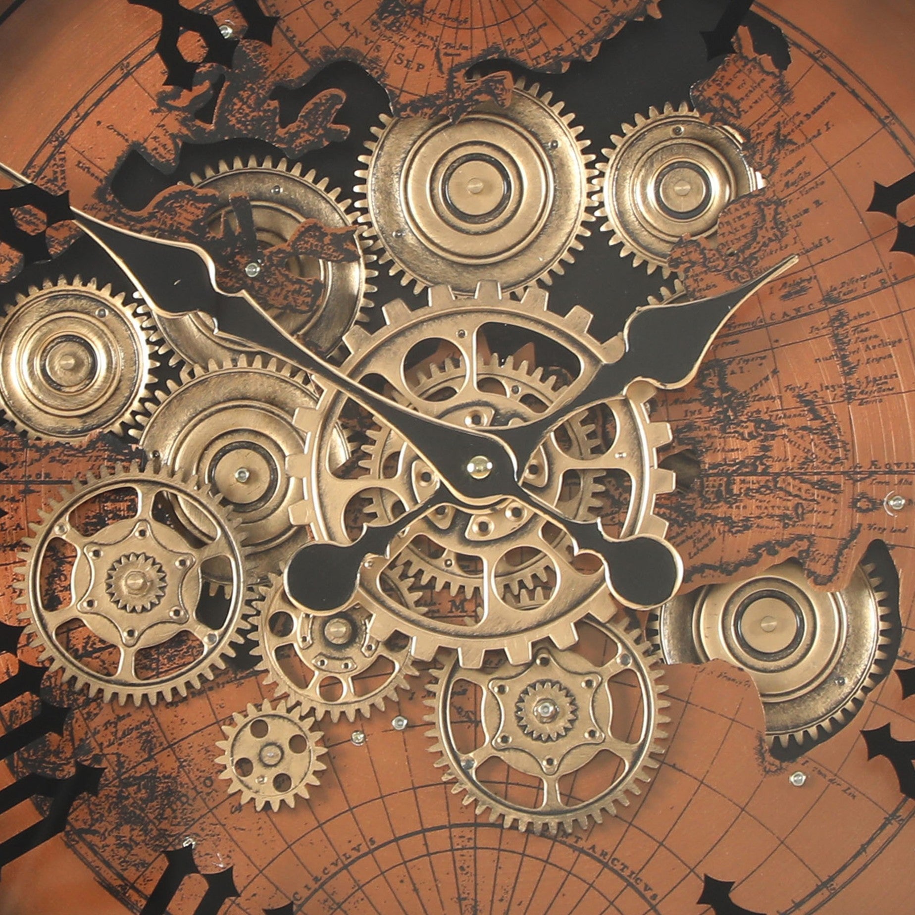 Hammered Frame Gear Clock – 47.5cm Antique Roman Design