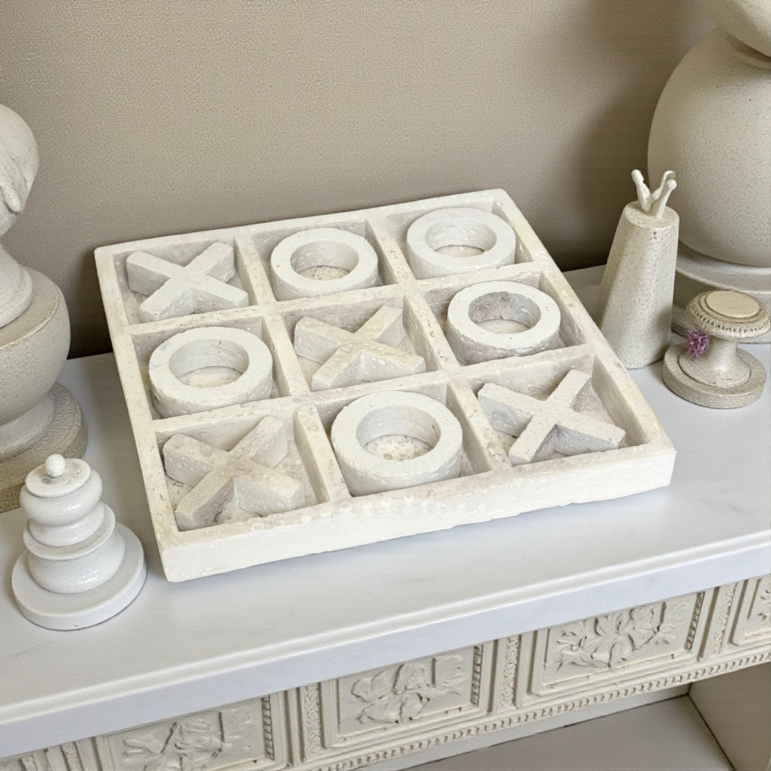 Modern X&O Game Showpiece