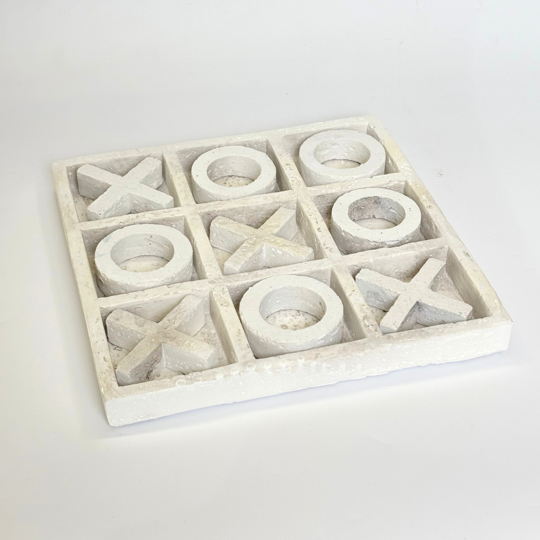 Modern X&O Game Showpiece