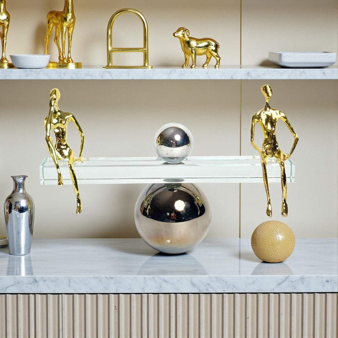 Sophisticated Golden Men Showpiece