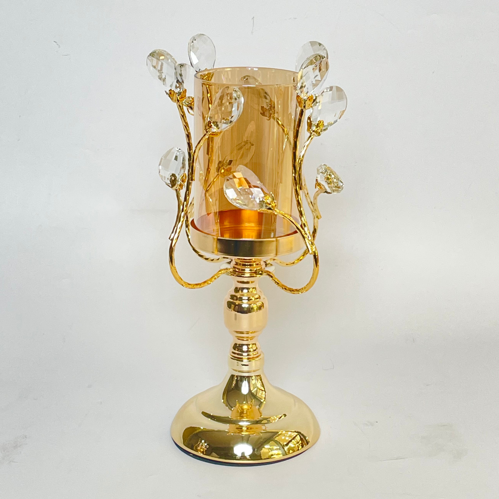 Classic Radiance Luxury Candle Stand