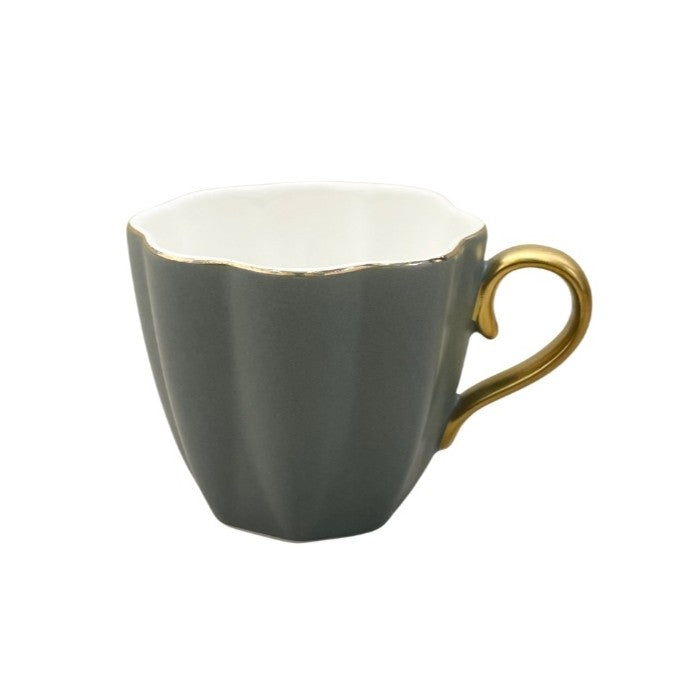 The Porcelain Parlor - 6pc Tea Set