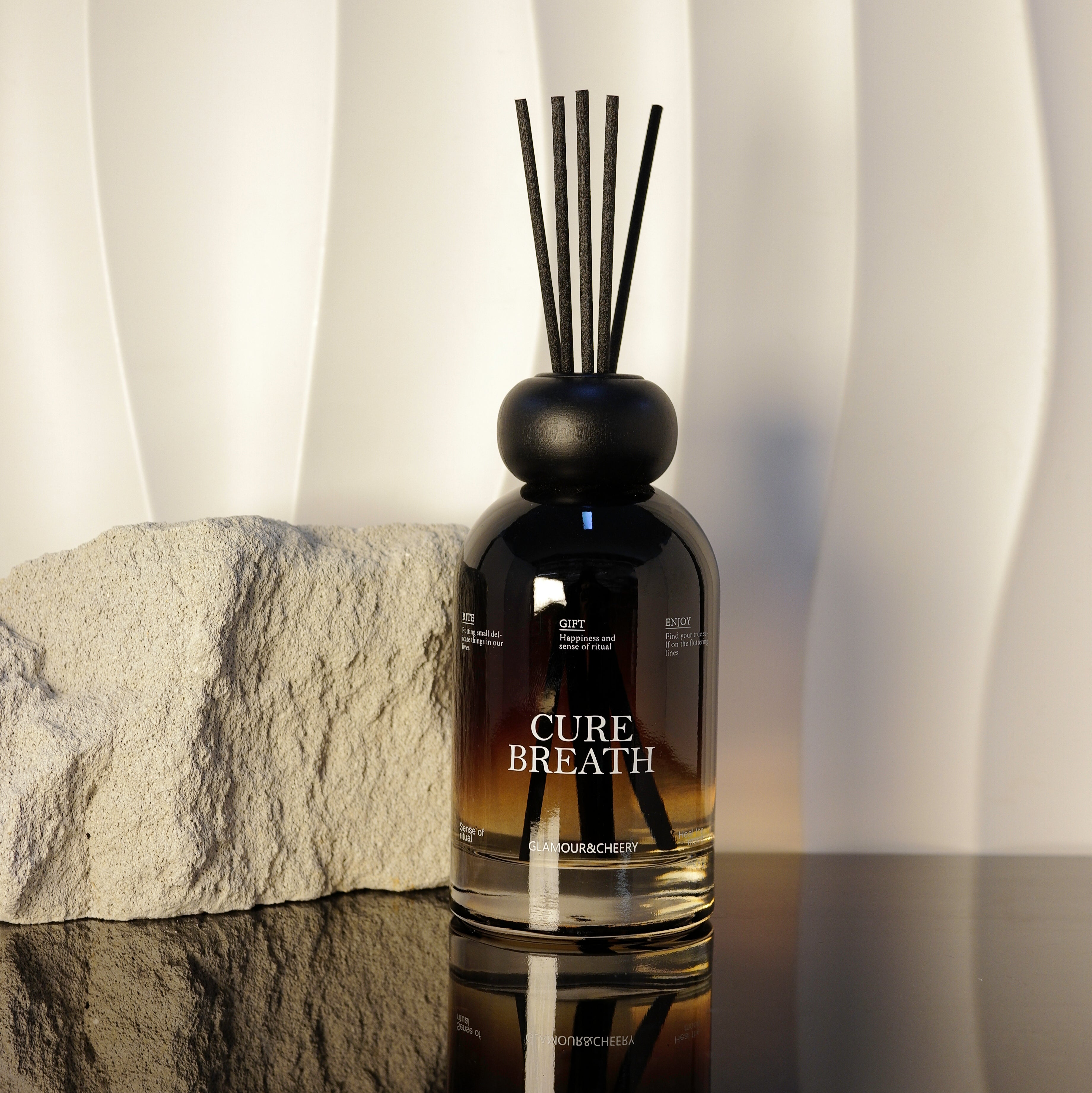 Imaar Essence – Pure. Refined. Scented.