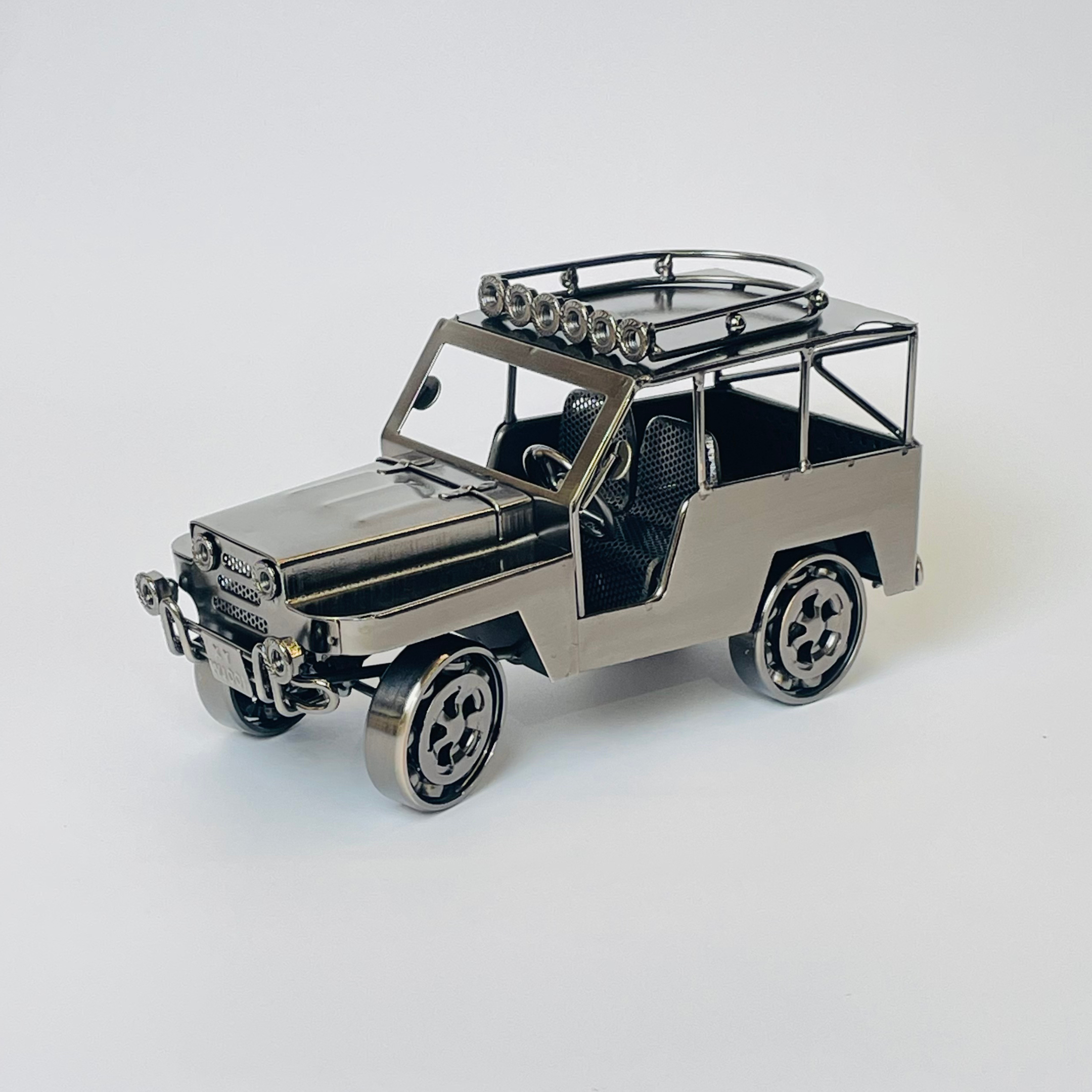 Elite Craft Luxury Metal Car Showpiece