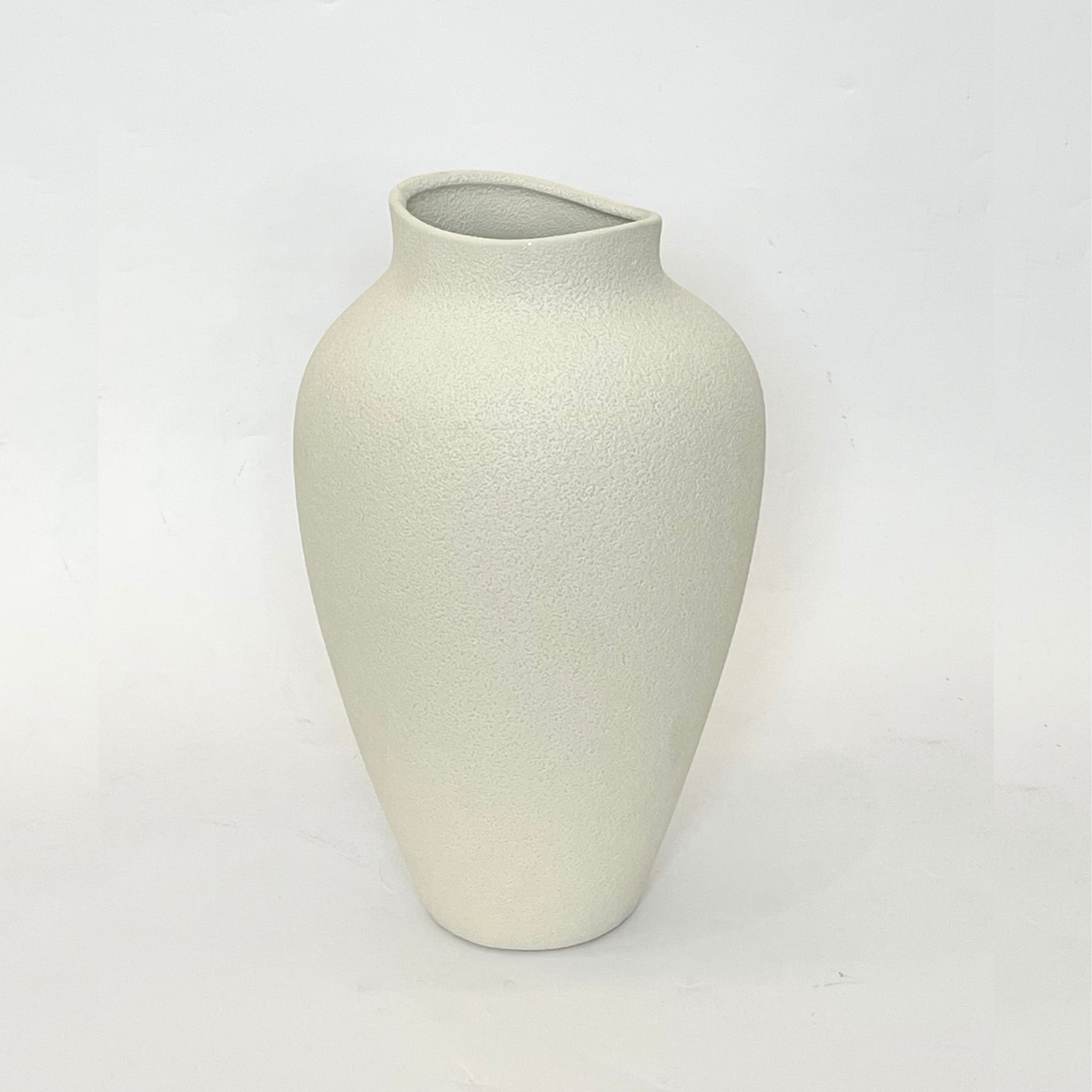 Signature Luxe Vase
