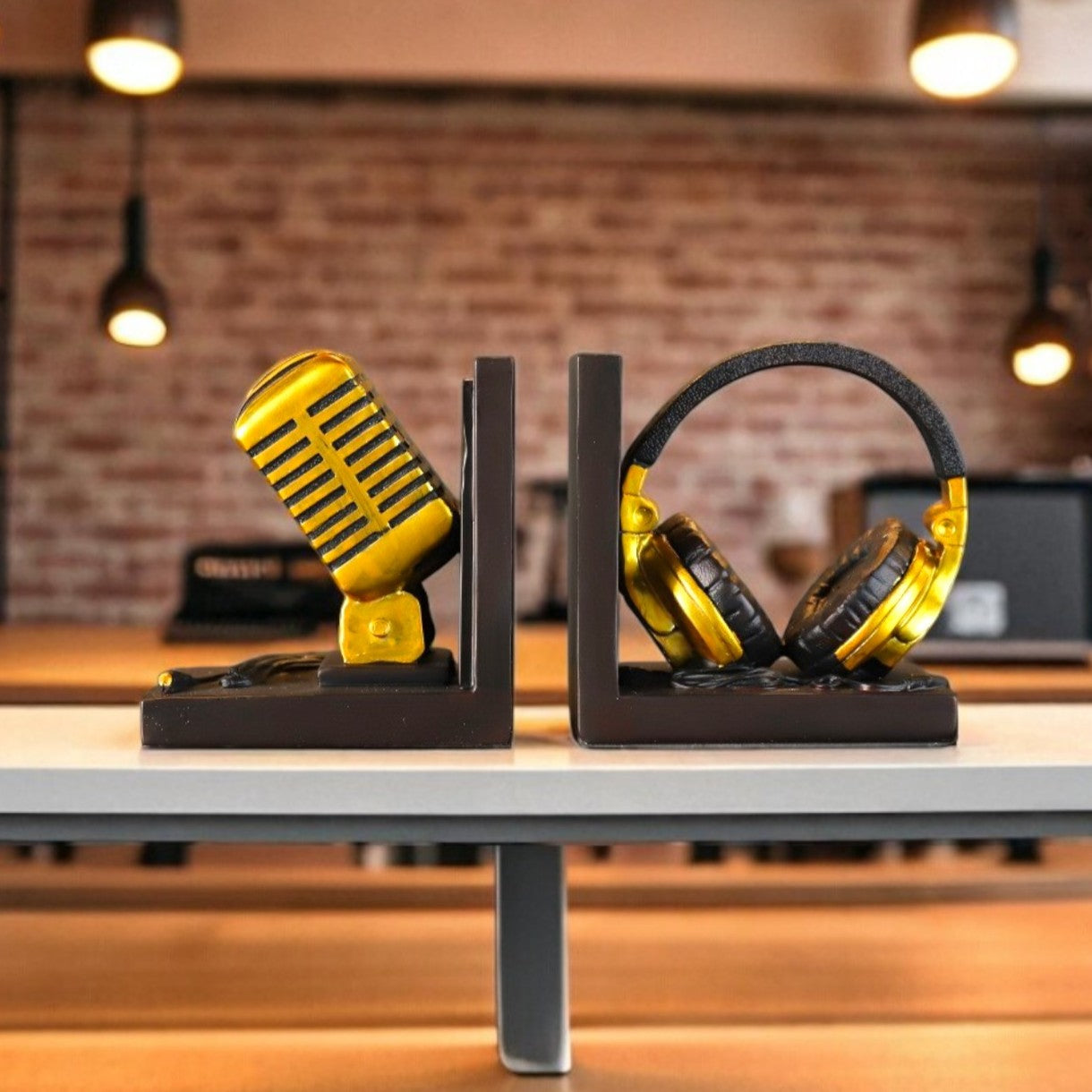 Golden Microphone & Headphone Bookends – Music Lovers’ Decor