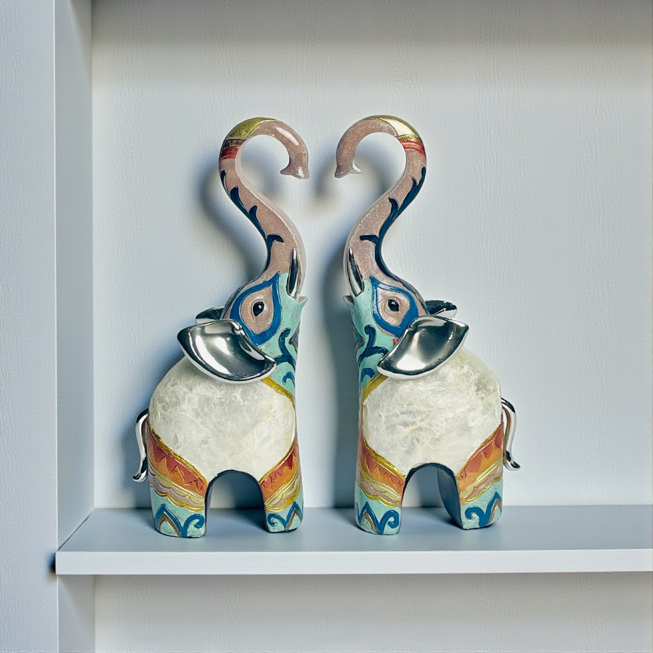 Elephant Showpiece Modern Decorative Showpiece