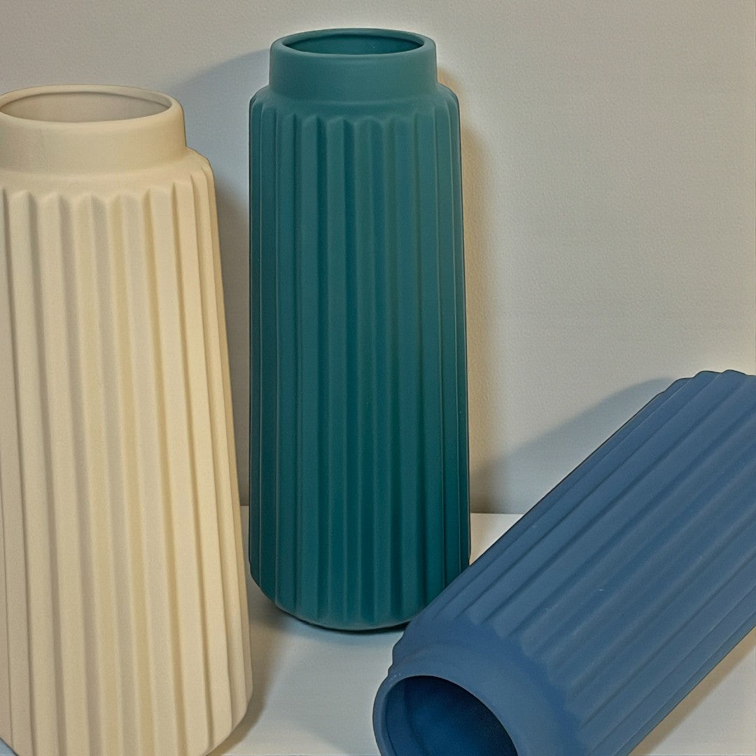 Signature Home Collection Vase