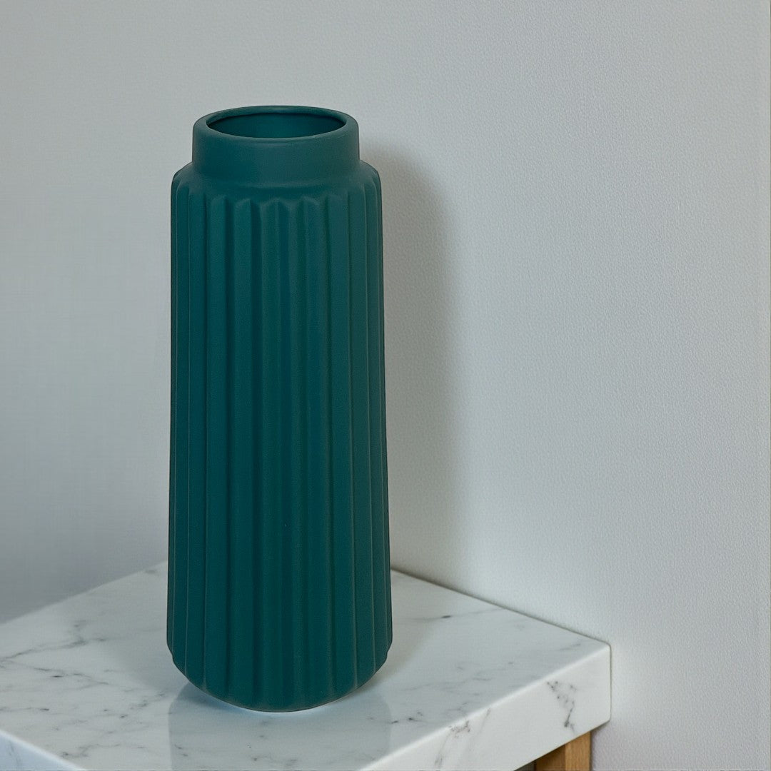 Signature Home Collection Vase