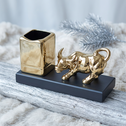 Luxury Gold Bull & Pen Holder Desk Set