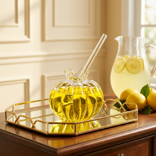 Elegant Crown Top Cocktail Cup