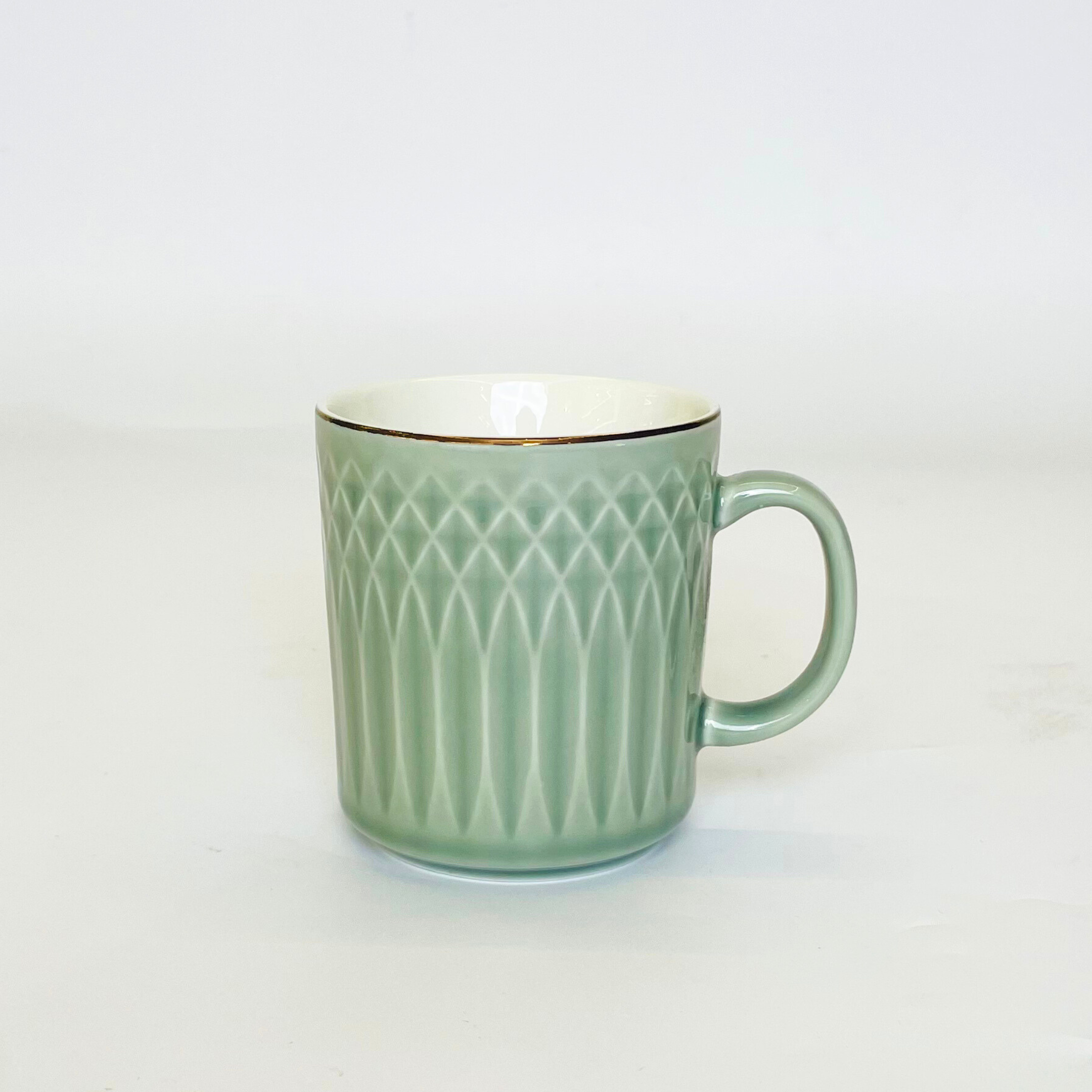 Elegant Blush Round Tea Set - Set of 9