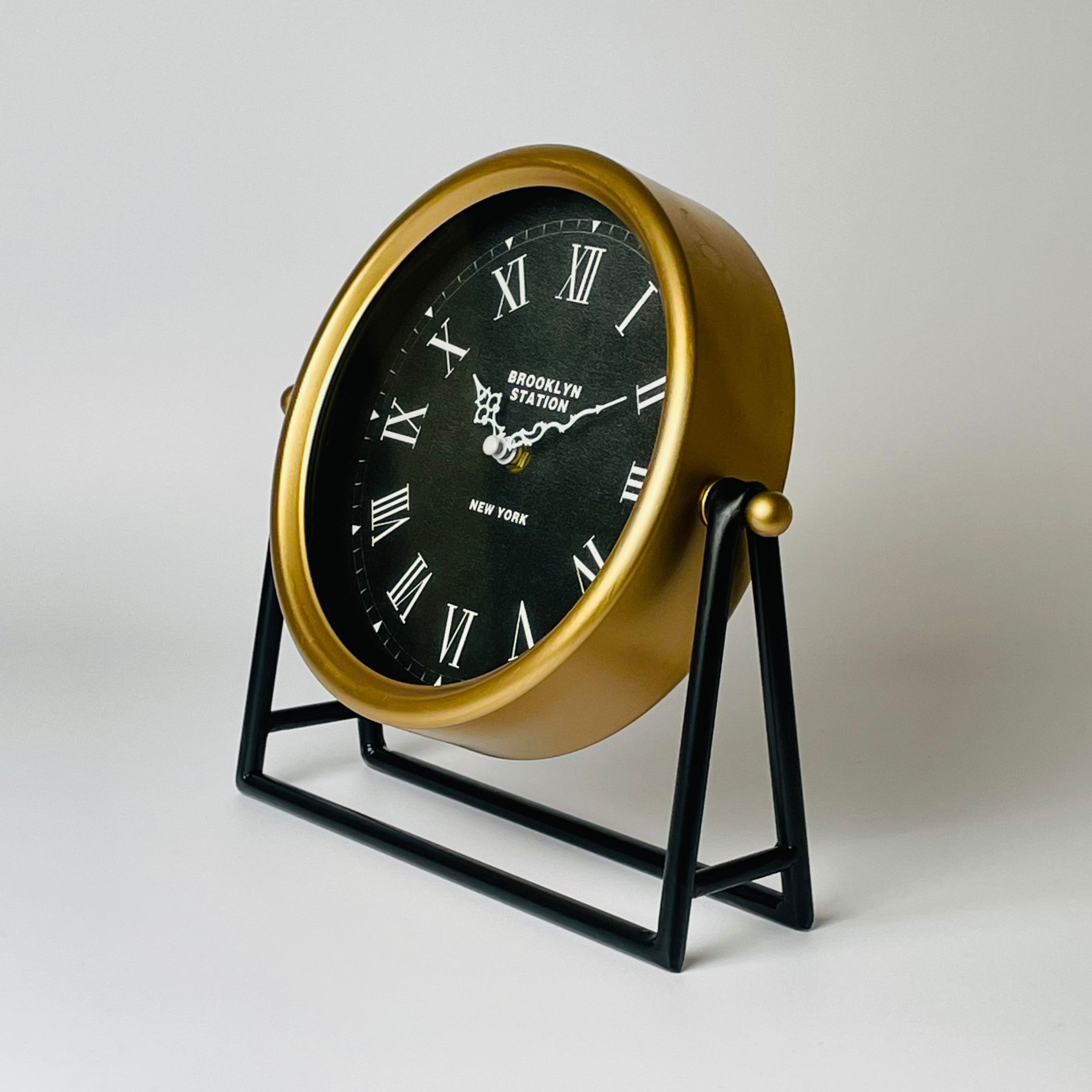 Modern Luxe Desk Clock