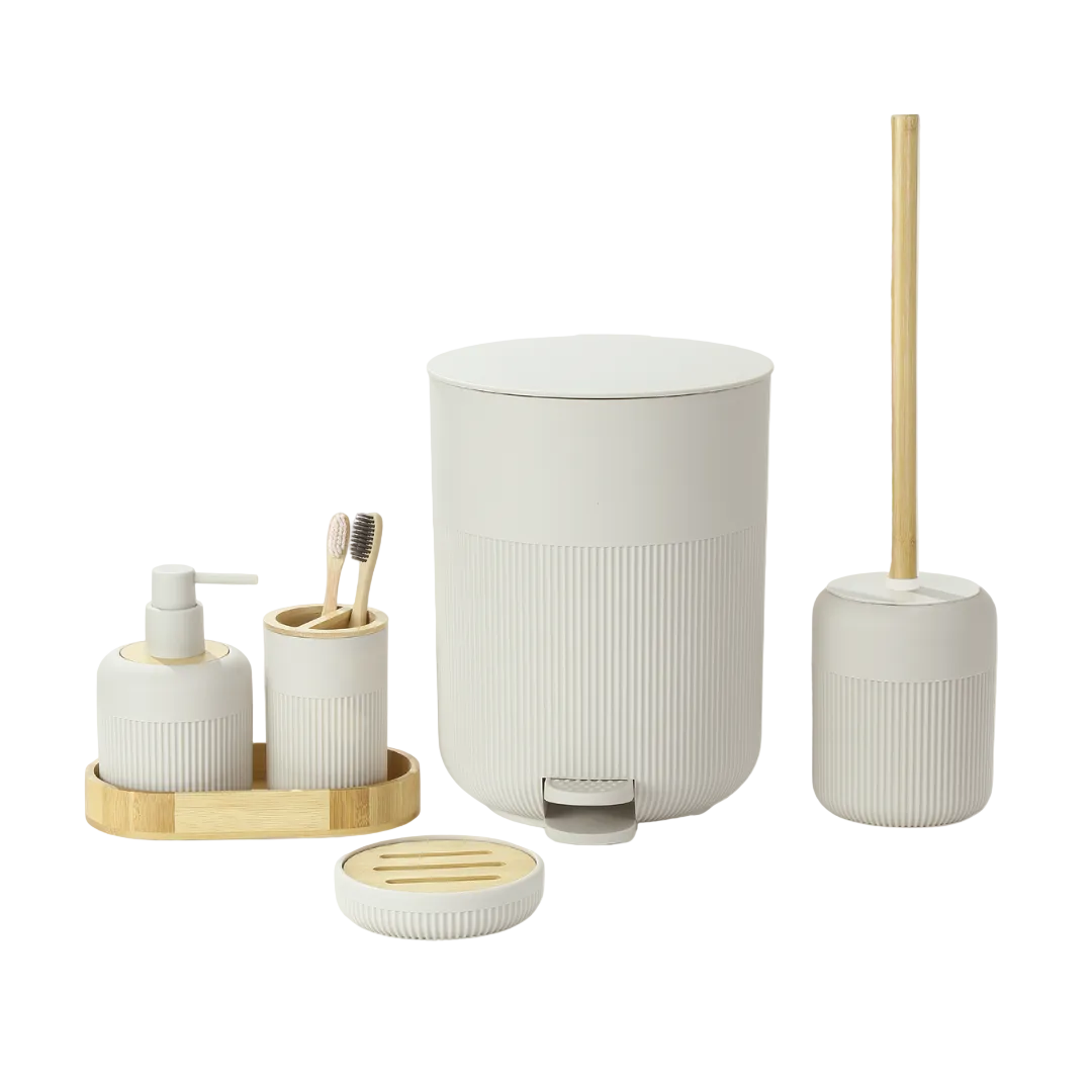 Elegant Ribbed Bathroom Accessories Set