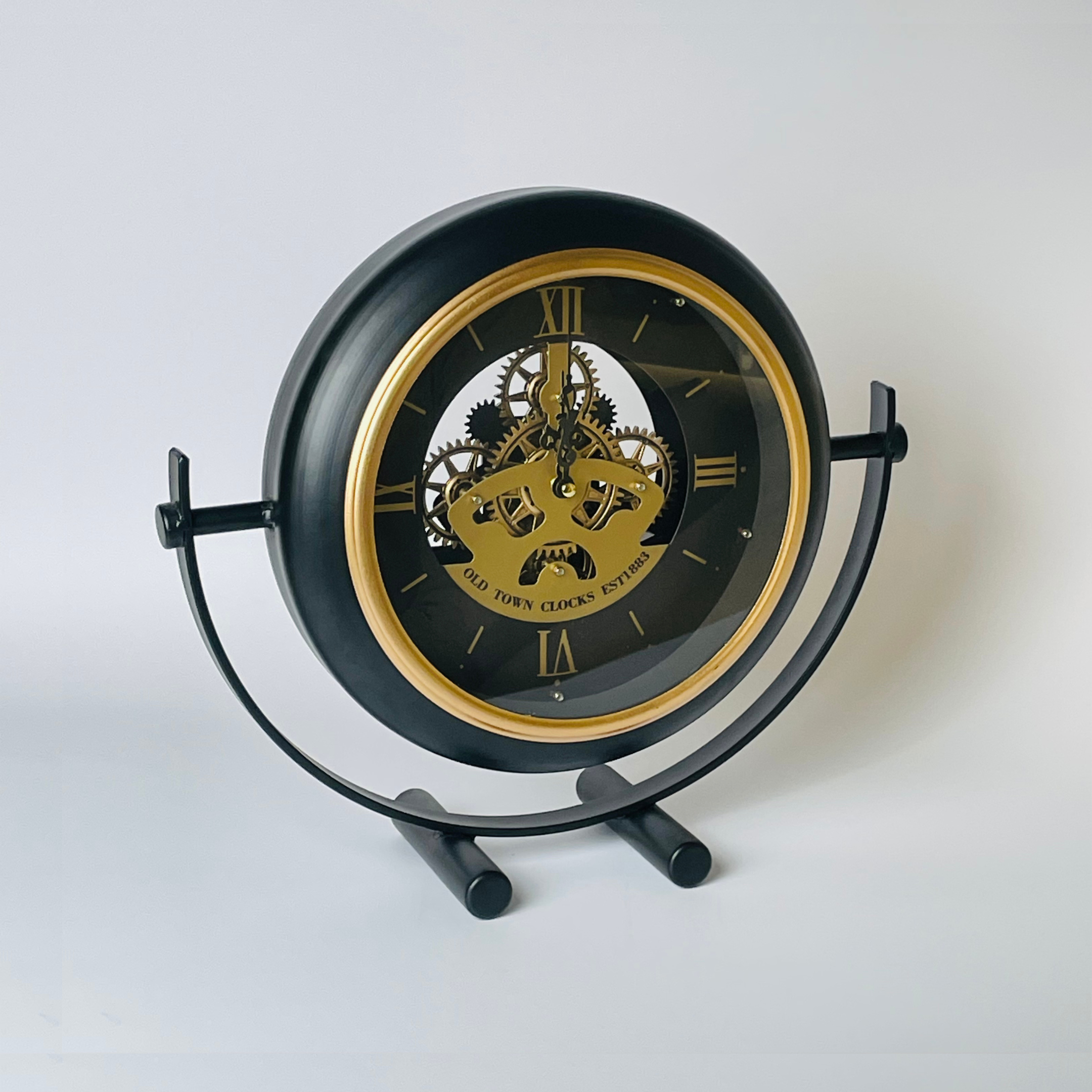 Royal Grace Old Town Table Clock