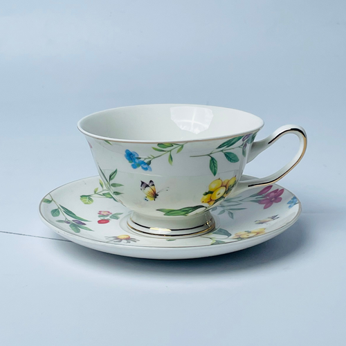 Charming Floral Gift Tea Cup Set- Set of 6 (200 cc)