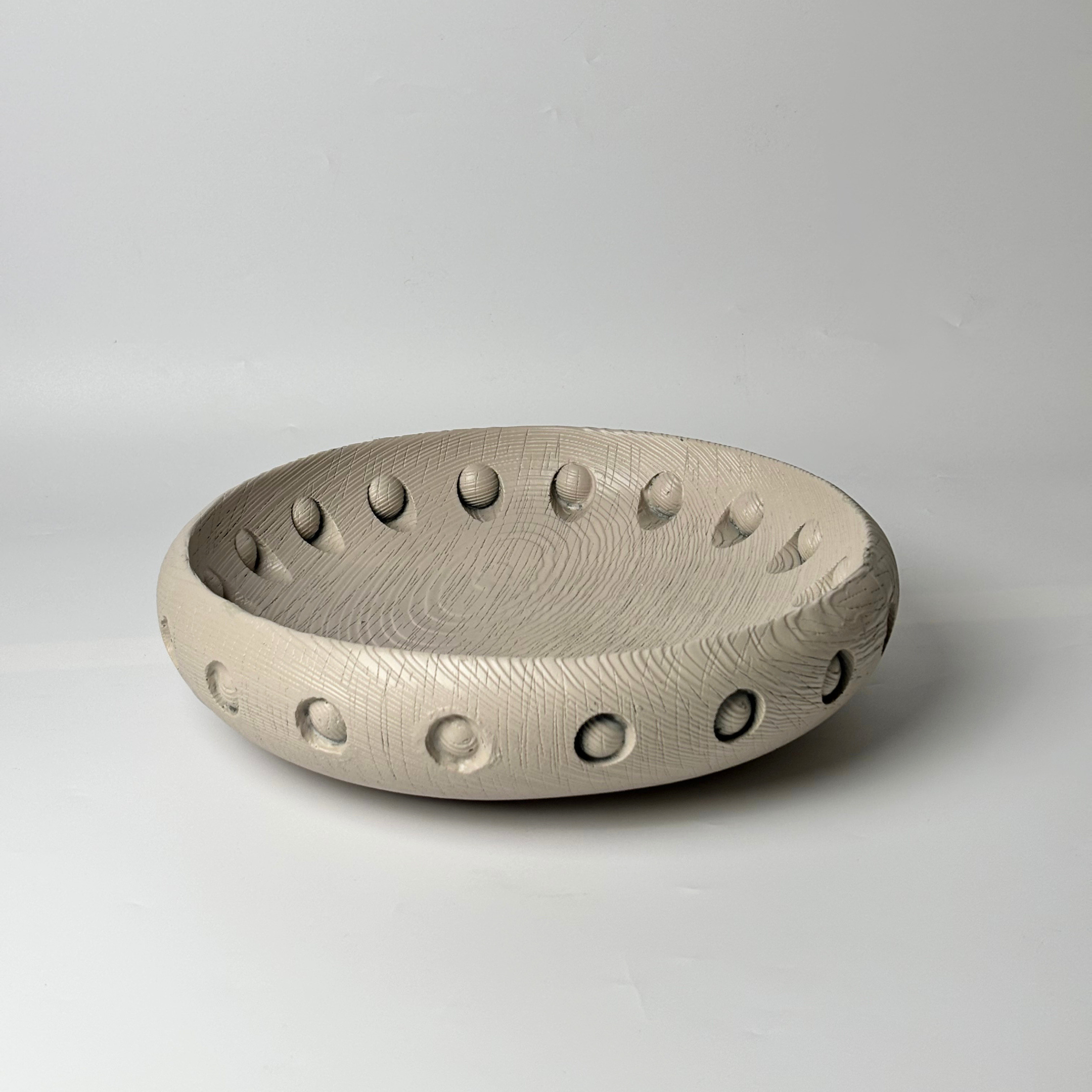 Royal Round Resin Bowl