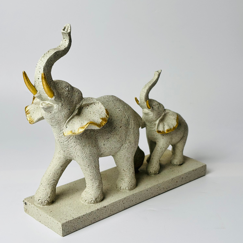 2 Elephant Royal Showpiece