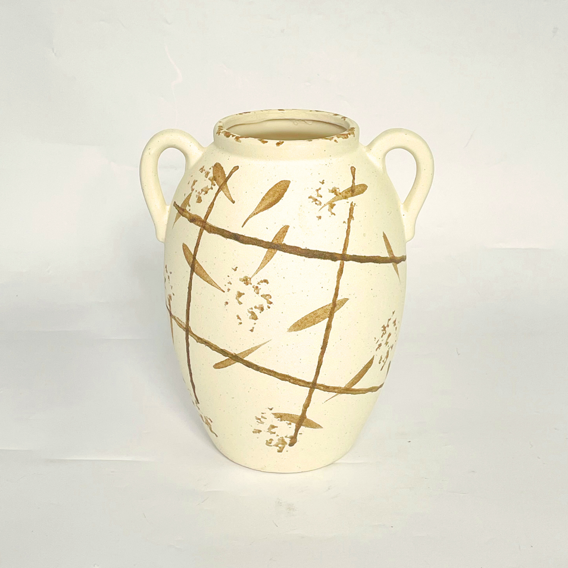 Opulent Touch Luxurious Vase