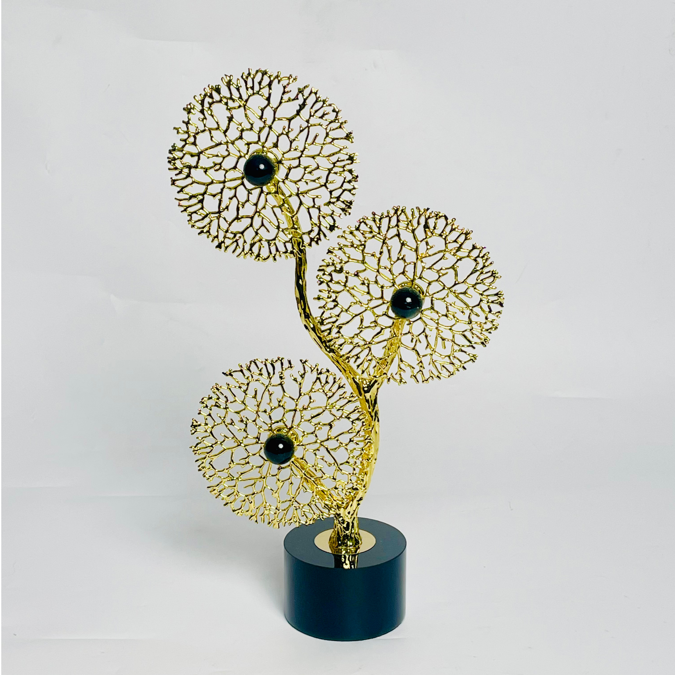 Elegant Metal Showpiece