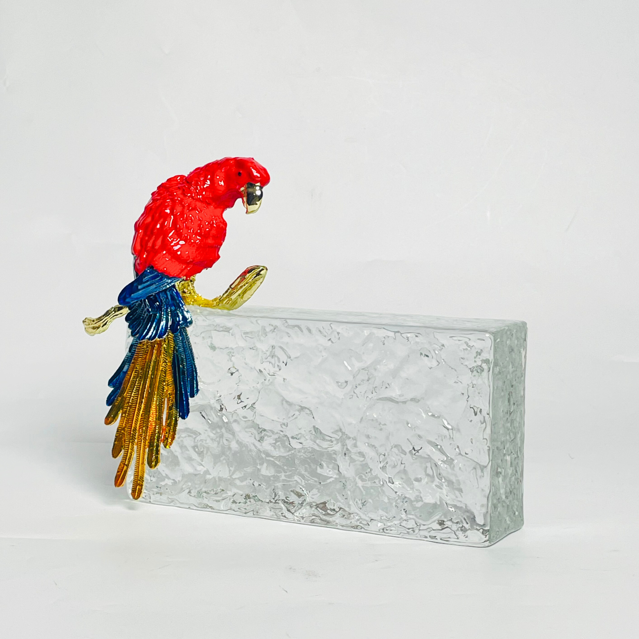 Elegance Parrot Showpiece