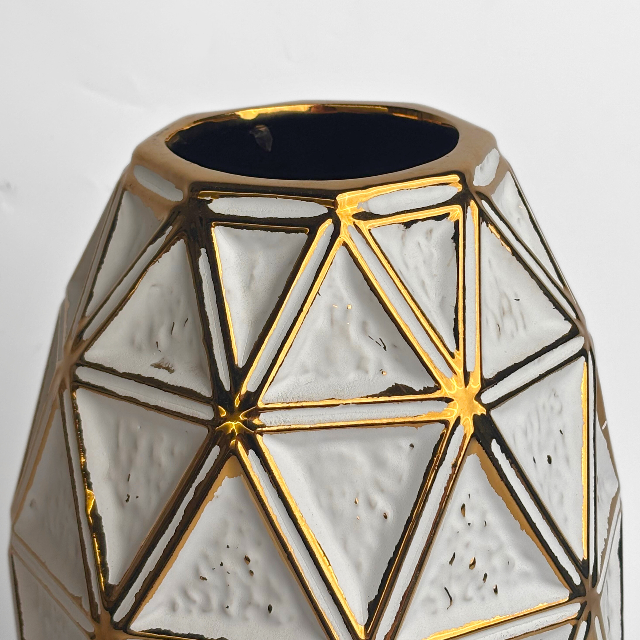 Classic Charm Decor Vase