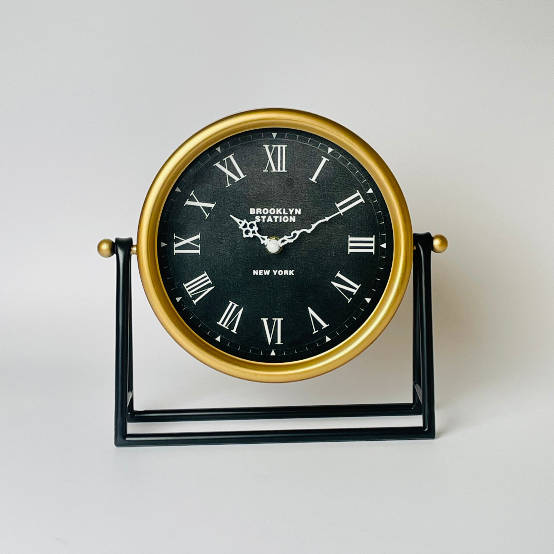 Modern Luxe Desk Clock