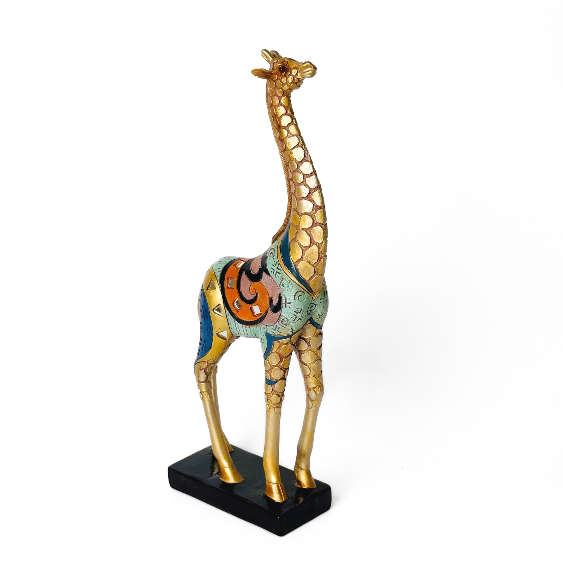 Elegant Giraffe Decorative Sculpture