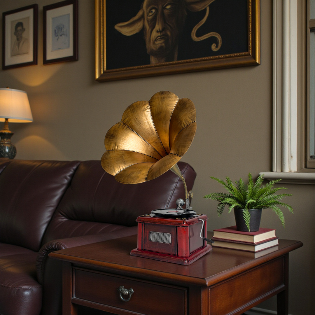 Antique Music Player Showpiece Modern Decorative Showpiece