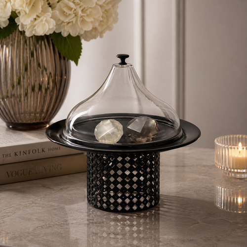 Elegant Cake Stand with Teardrop Lid