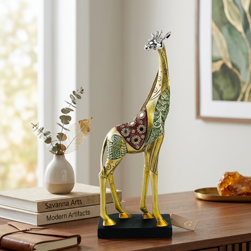 Modern Giraffe Showpiece
