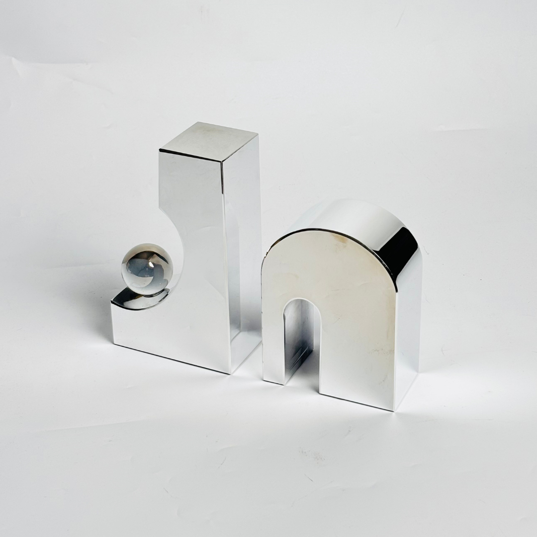 Modern Elegance Bookend Showpiece