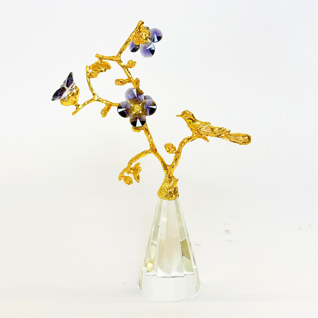 Elite Decor Showpiece