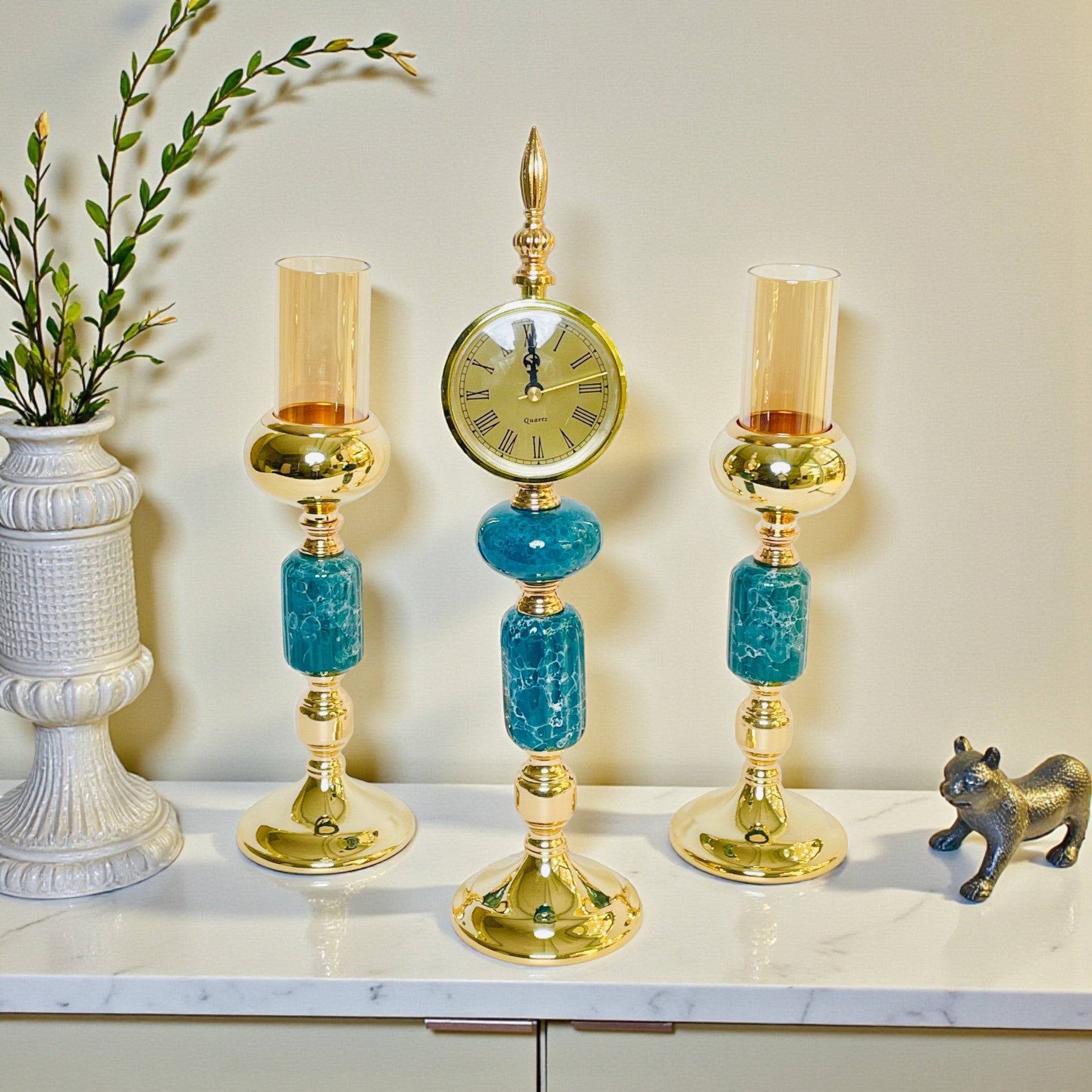 Opulent Crystal Shine Candle Holder With Clock - 3Pcs Set