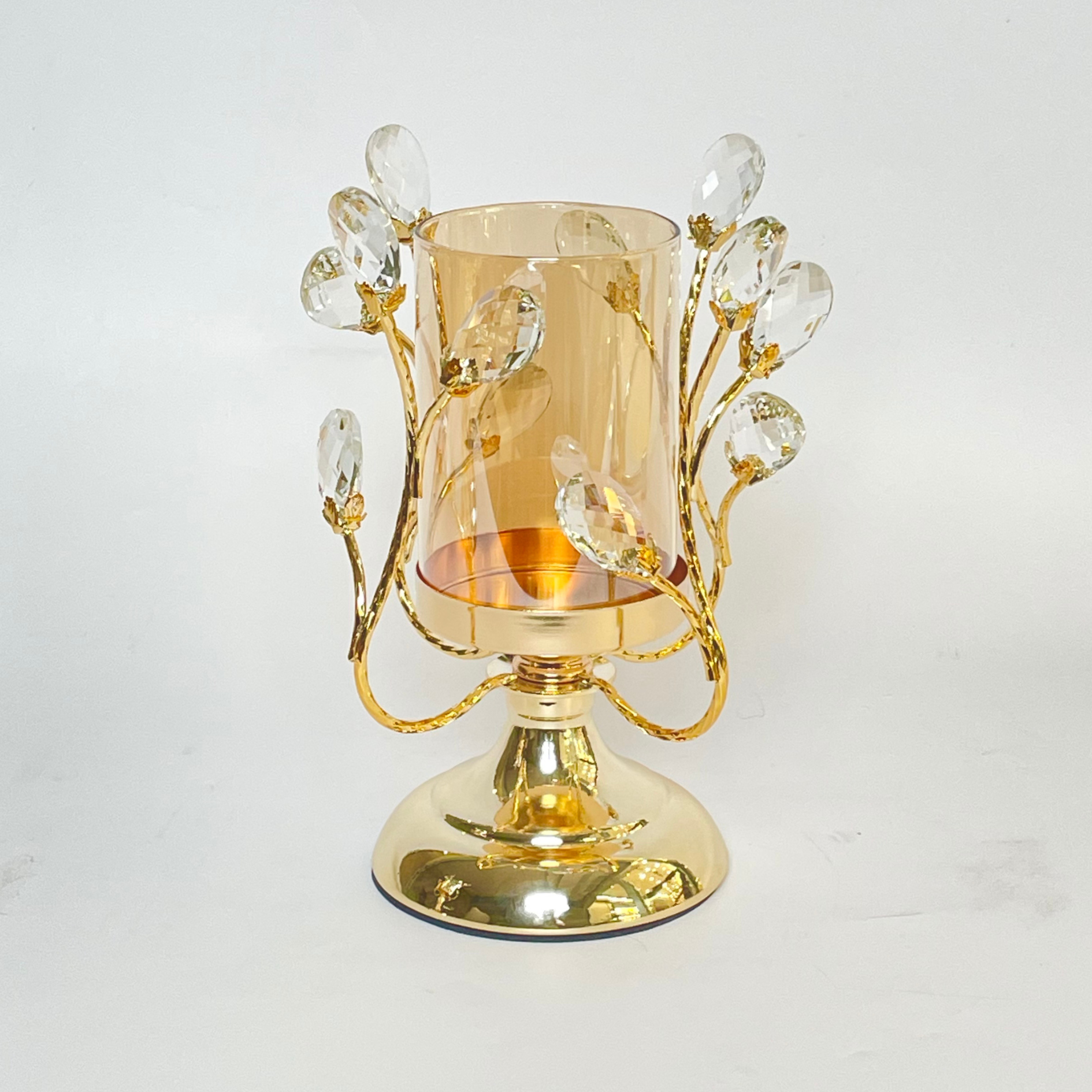 Classic Radiance Luxury Candle Stand