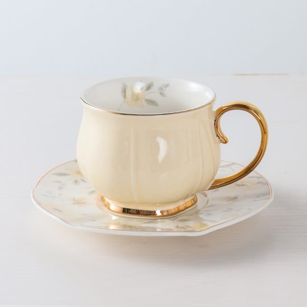 Cream Vinatge Luxe 12pc Tea Set