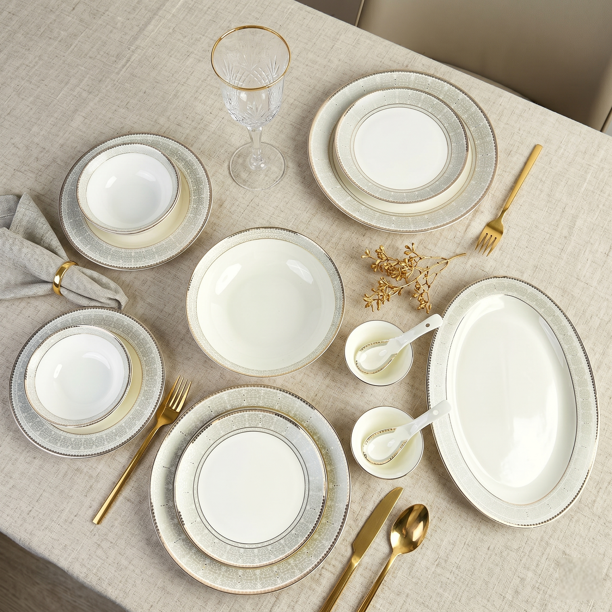Royal Gold Dinner Set