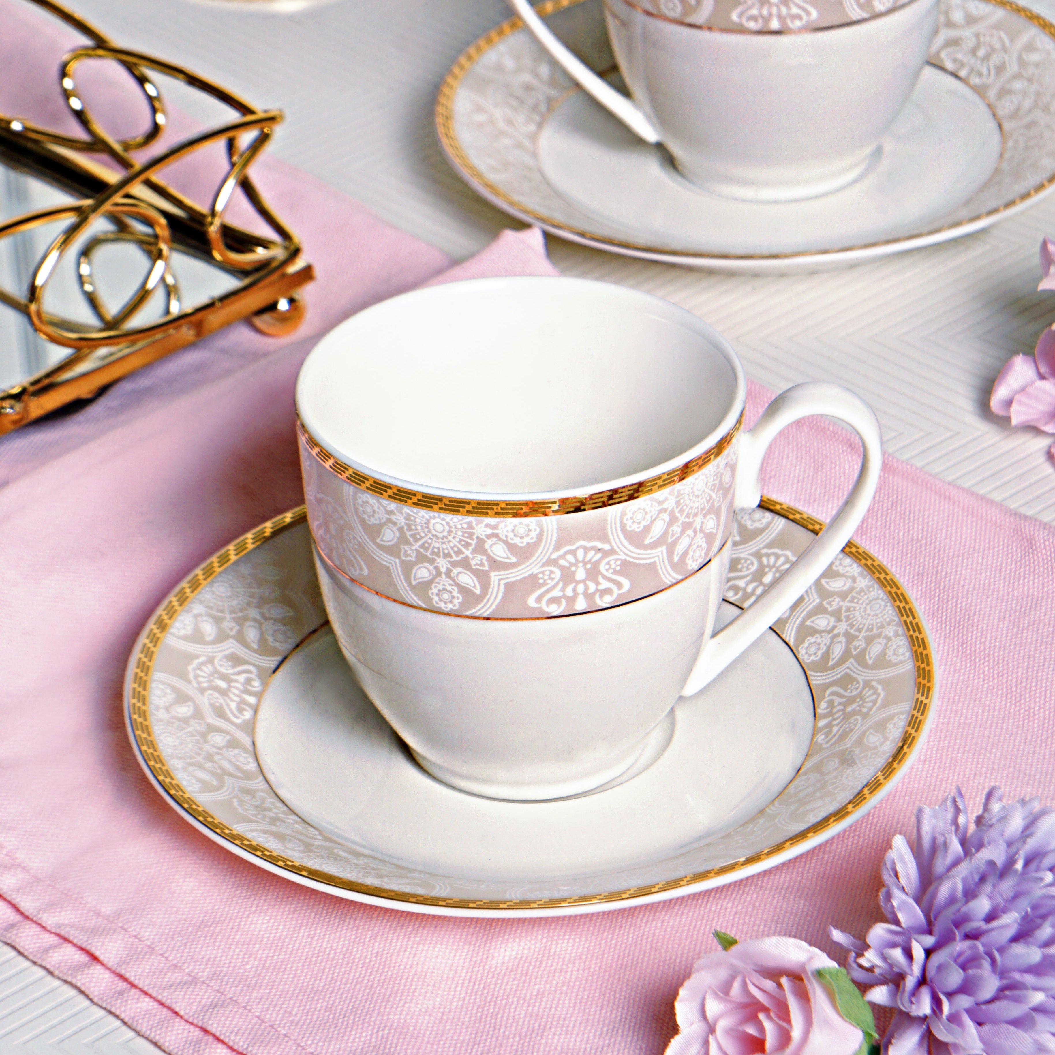Pearl Gold Charm 12pc Tea Set